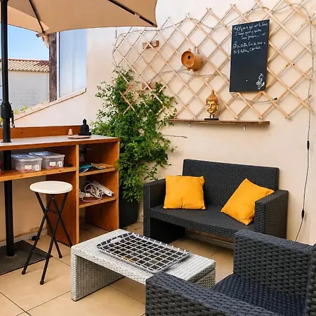 Grand Avec Terrasse A 50m De La Appartement *
