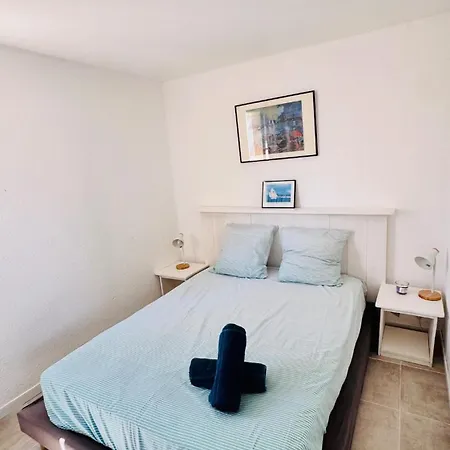 Grand Avec Terrasse à 50m De La Agde